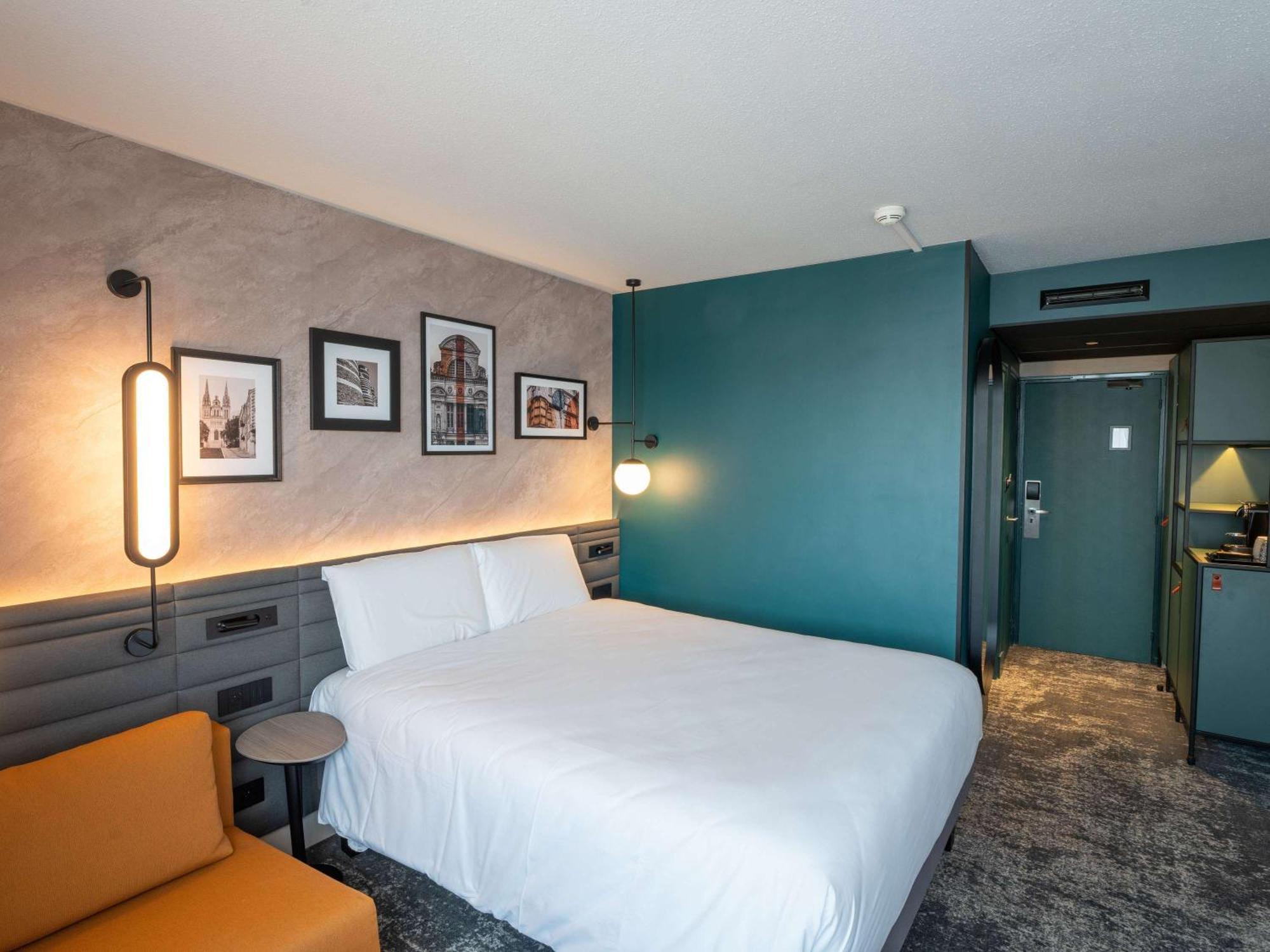 Novotel Angers Lac De Maine Exteriör bild